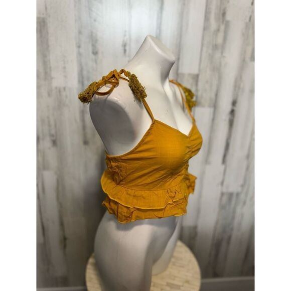 Orange top - Picture 3 of 6